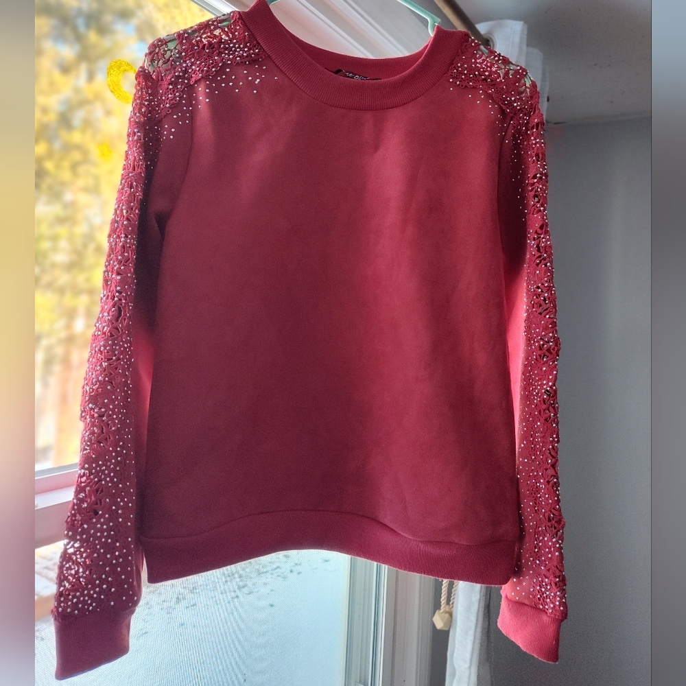 Alice Blue Red Sweater with Lace Sleeves